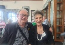 Victor Harbor high schoolers reunite